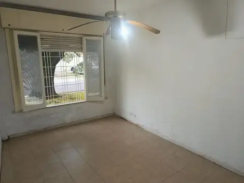 Depto Tipo Casa en Venta en Llavallol, USD 52.500