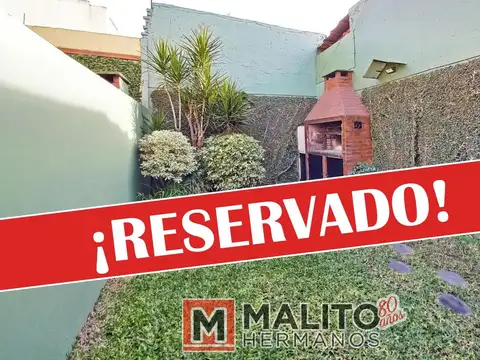 Venta Duplex 4 Ambientes con Patio Quincho y Garage