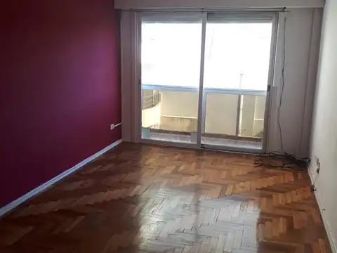 Departamento en Alquiler en Flores, $ 550.000