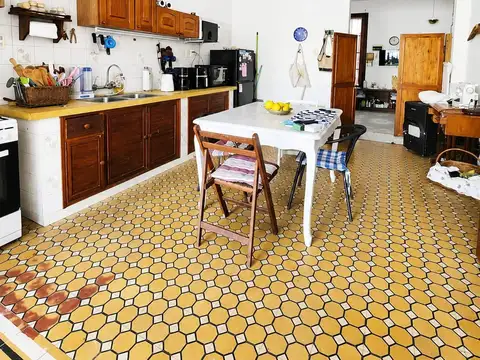 Casa 3 ambientes con 4 baños