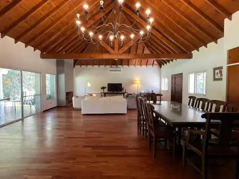 Casa en Venta en Highland Park Country Club, USD 510.000