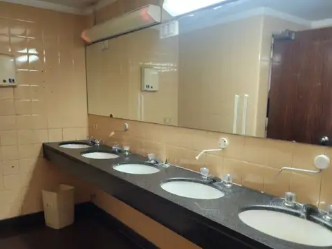 AV . LEANDRO  N. ALEM 1100, Piso 9