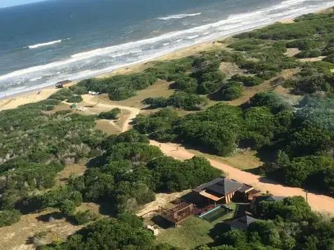 Terreno en Venta en Punta Del Diablo, USD 27.000
