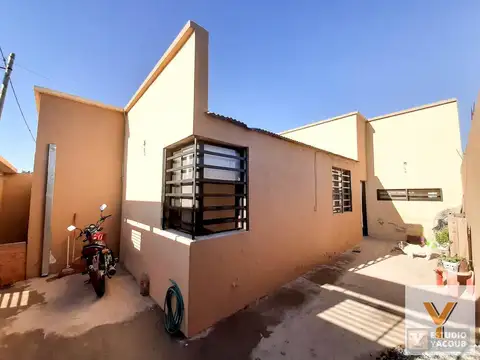 Casa en Venta con 1 cochera