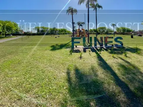 Terreno en Venta en Funes, USD 105.000