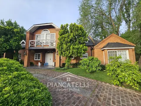 Casa en venta con 5 dormitorios en Banco Provincia Country Club
