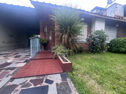 Casa en venta en Avellaneda