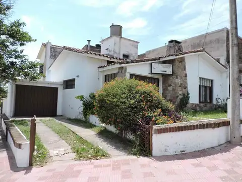 Agustín Garzón 3400