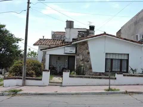 VENTA CASA 2 DORMITORIOS