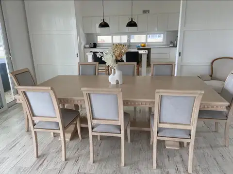 Casa en Alquiler de 4 dormitorios