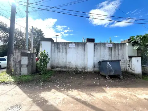 Casa en Alquiler con 1 cochera