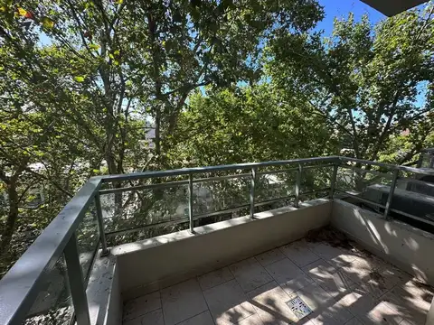 MONOAMBIENTE CON BALCON - BEIRO y CAMPANA