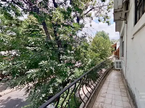 Depto Tipo Casa en Venta de 5 ambientes