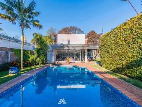 VENTA CASA PUNTA GORDA 5 DORM 7 BAÑOS PISCINA GGE