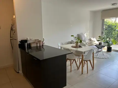 Departamento en Alquiler en Ayres Vila, $ 780.000