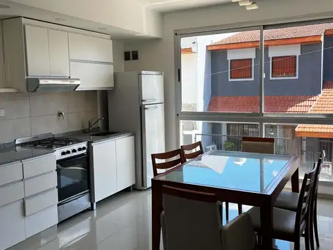 Depto Tipo Casa 3 ambientes con 3 baños