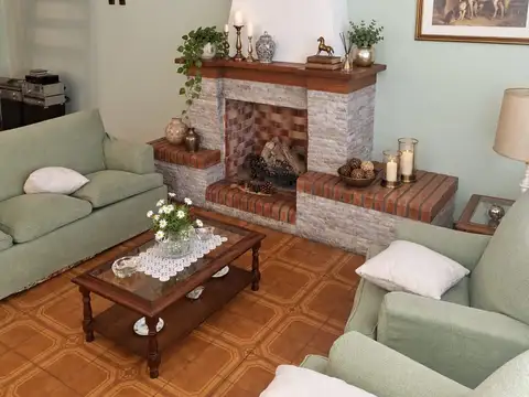 Casa en Venta en Martín Coronado, USD 240.000