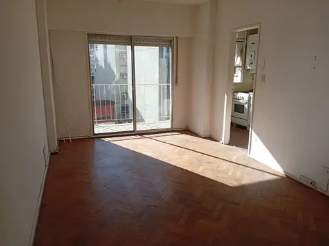 Excelente oportunidad, monoambiente al frente con balcón