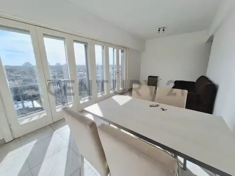 50 2900, Piso 5