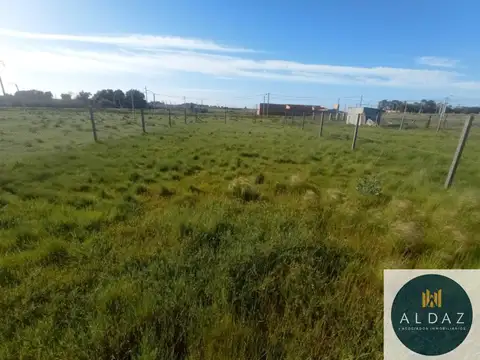 En VENTA |Entrega y  cuotas .Terreno en La Paz 1100  Punta Alta.  Escrituración inmediata 100