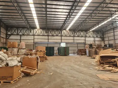 NAVE INDUSTRIAL 1.600 M2