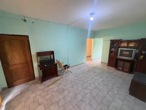 Casa en Alquiler con 1 cochera