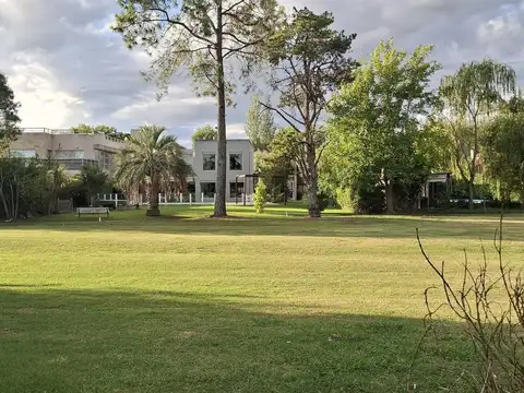 Excelente lote de 400m2 listo para construir