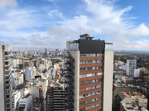 Departamento 4 ambientes con 3 baños