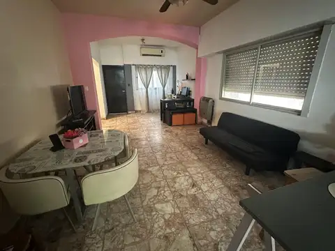 Depto Tipo Casa en Venta en Villa Pueyrredon, USD 189.000