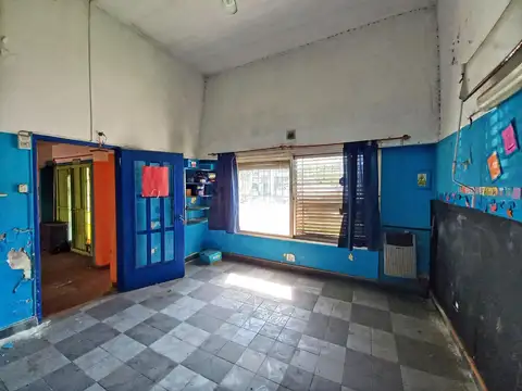 Venta Casa/Local Lote Propio 4 Ambientes con Patio y Garage
