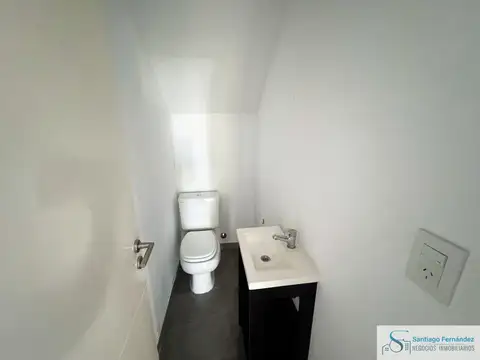 Casa 3 ambientes con 2 baños