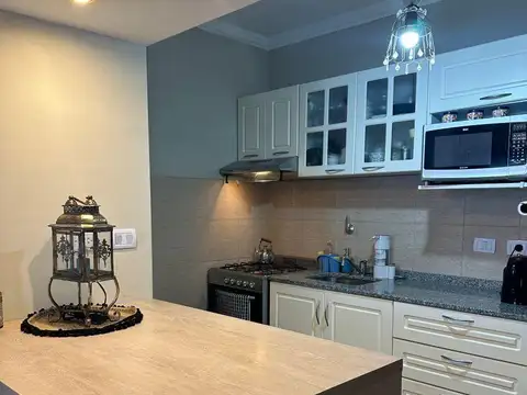 Depto Tipo Casa 4 ambientes con 1 baño
