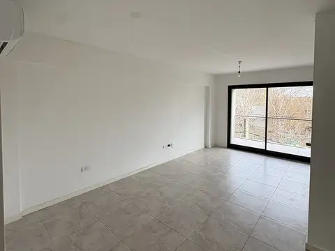 Enciso 1100, Piso 2