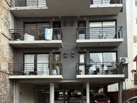 Departamento de 2 Ambientes con Cochera en Venta – Tigre, 2° Piso A
