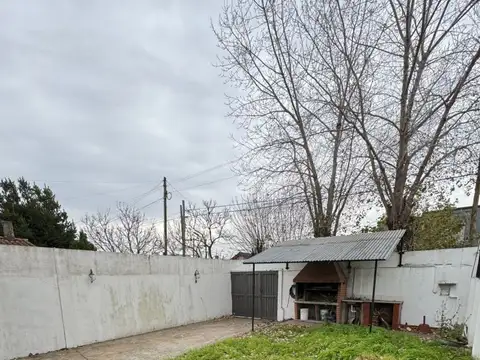 Galpon en Venta 8,66  mts Frente