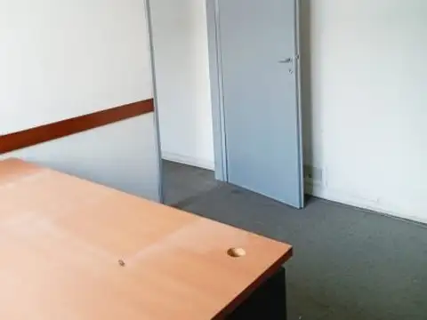 Oficina en Alquiler 51 años