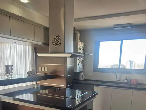 Departamento en Alquiler con 2 cocheras
