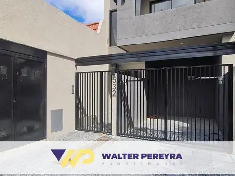 Cochera Cubierta en Venta | Lanús Oeste