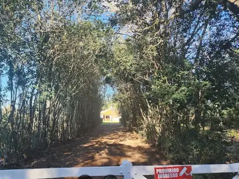 Casa de campo "El Túnel"  en Calle 28 Bis (151 y 153)
