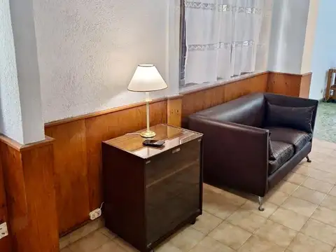 Depto Tipo Casa en Venta 60 años