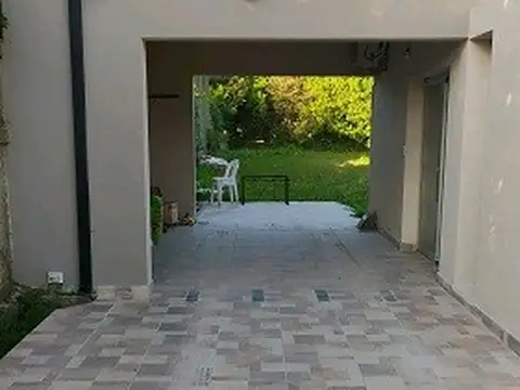 Casa en Alquiler Temporal con 1 cochera
