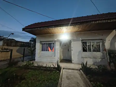 VENTA CASA MULTIFAMILIAR CENTRO MALVINAS ARGENTINA