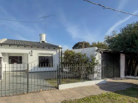 Casa en venta en Gorina 488 y 140