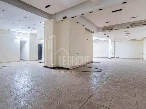 Galpon en Venta en Villa Ortuzar, USD 530.000