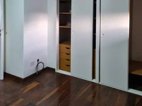 Departamento en Alquiler con 1 cocheras