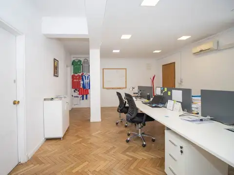 Oficina en Venta en Ciudad Vieja, USD 78.000