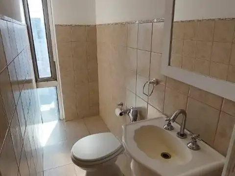 Oficina 2 ambientes con 2 baños