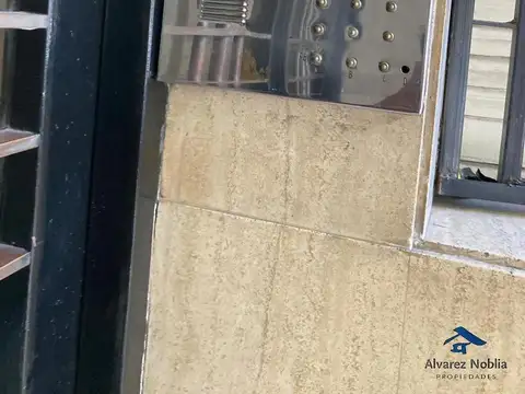 Oficina 3 ambientes con 2 baños