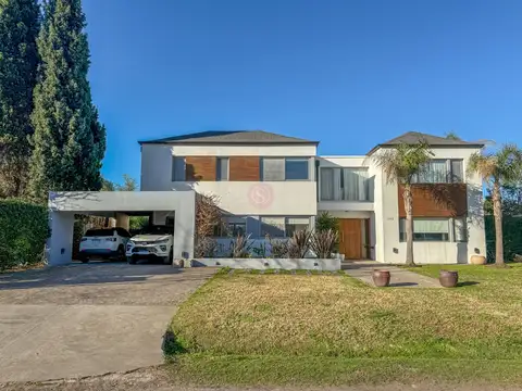 Casa en Alquiler de 4 dormitorios