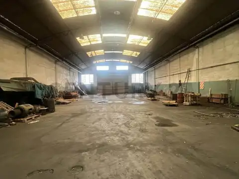 BESARES 2500, Piso 0